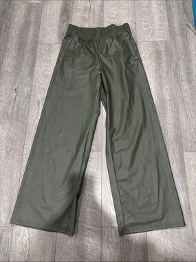 aerie Wide Leg Pants in Olive Green